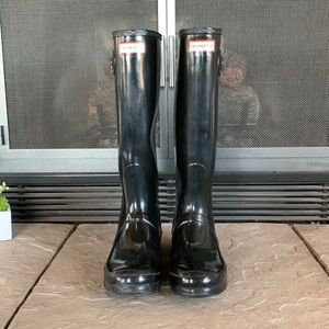 Women’s Original HUNTER black gloss rain boots US Size 9